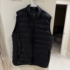 Eddie Bauer Men's Dark Quilted Vest